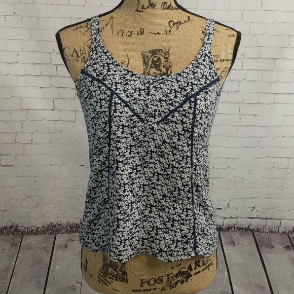 princess vera wang Tops - PRINCESS VERA WANG Floral Tank Top